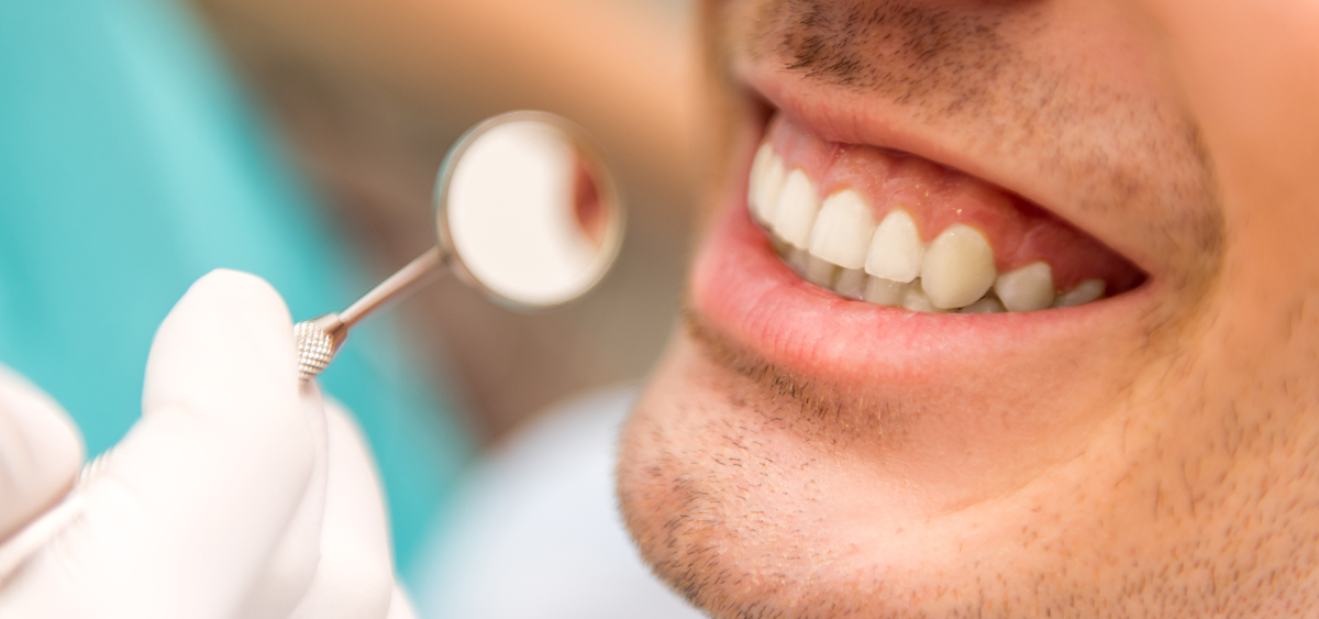 Enfermedad periodontal tratamiento en Clínica Dental Uradent